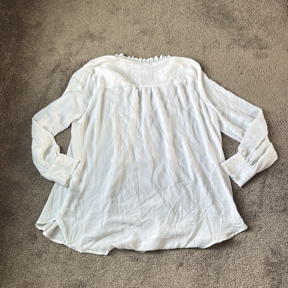 Simply Vera Vera Wang White Chiffon Pleated Ruffle Blouse SIZE L - Picture 5 of 5